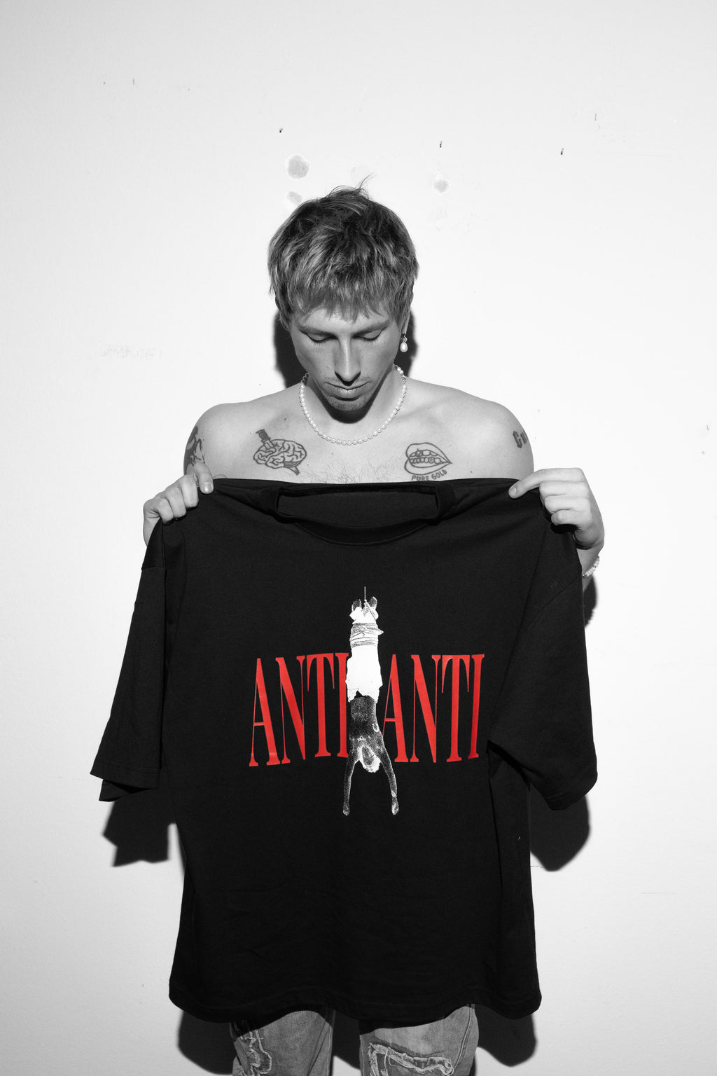 ANTI ANTI Black Tee