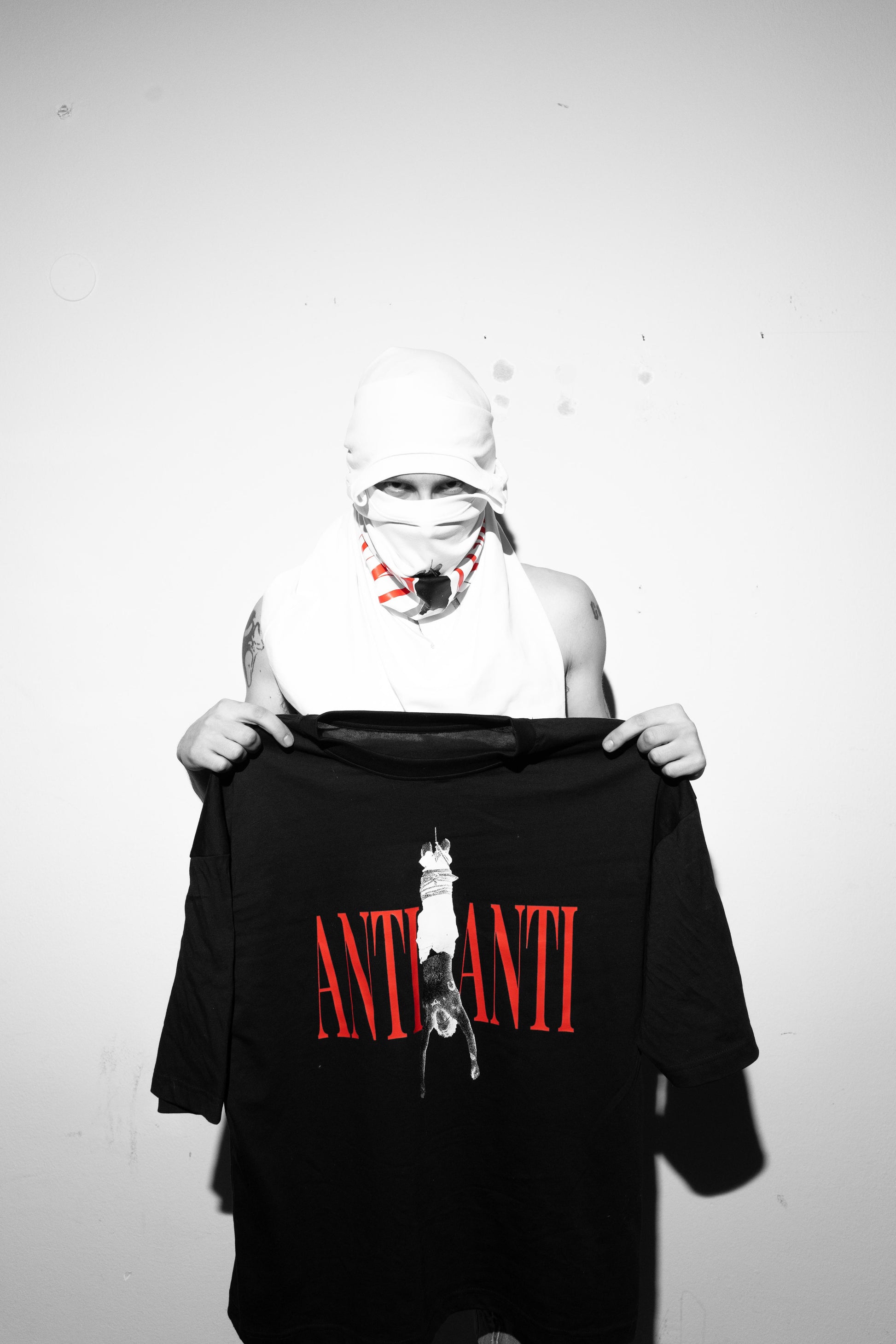 ANTI ANTI Black Tee